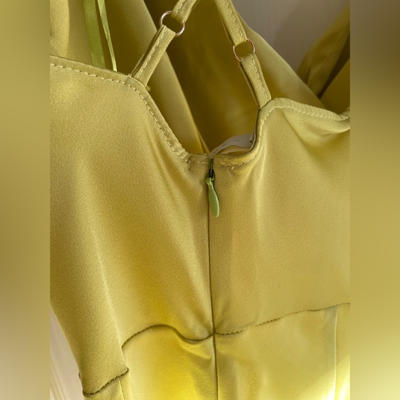 Imperial brand yellow gown - Picture 6 of 10